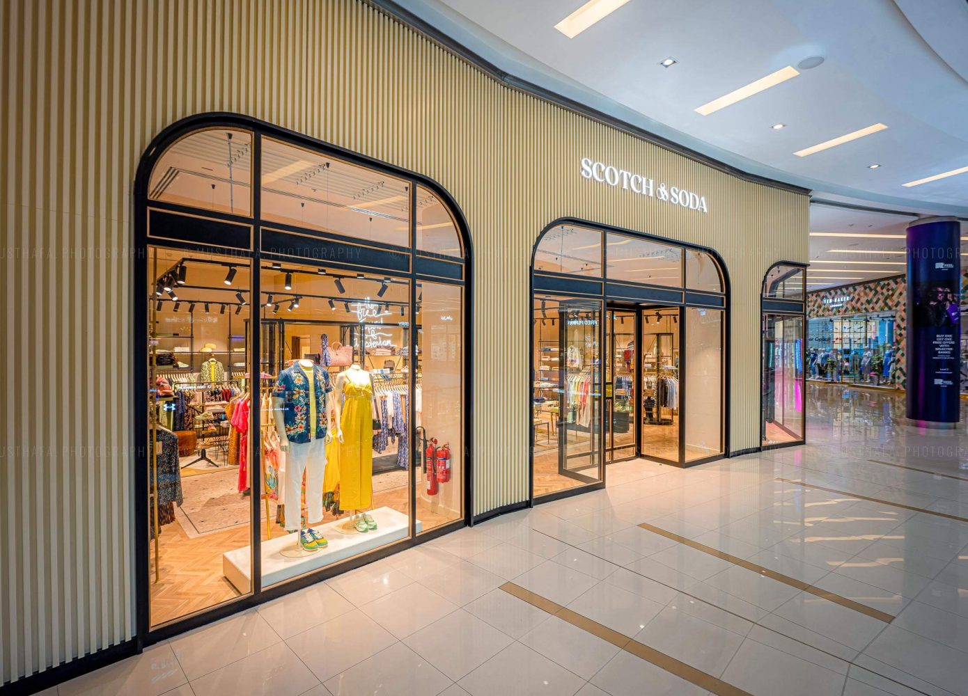 Musthafa: Store Interior Photographer Doha Qatar Retail-Specialist